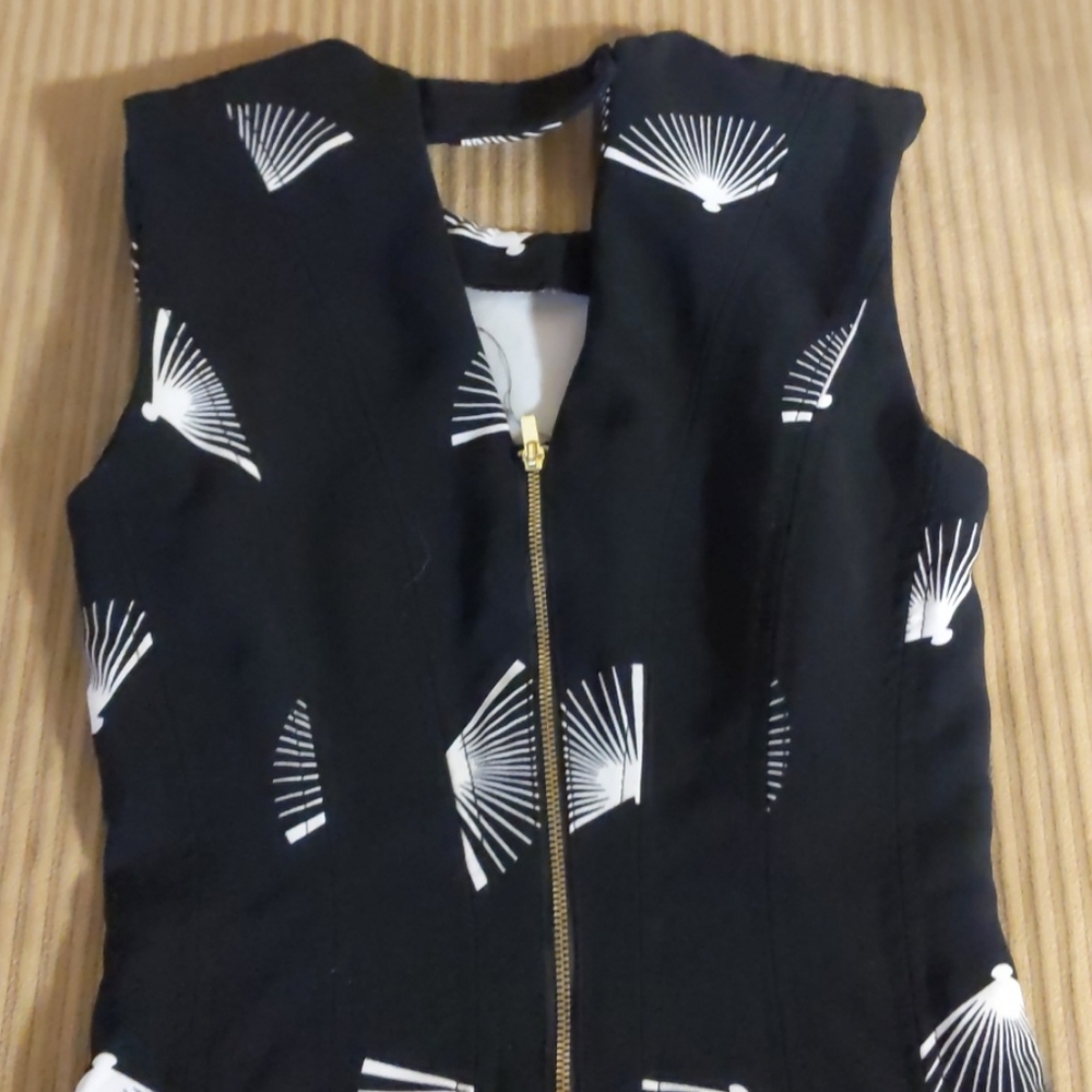 Fit+Flare Mini dress - Picture 3 of 4